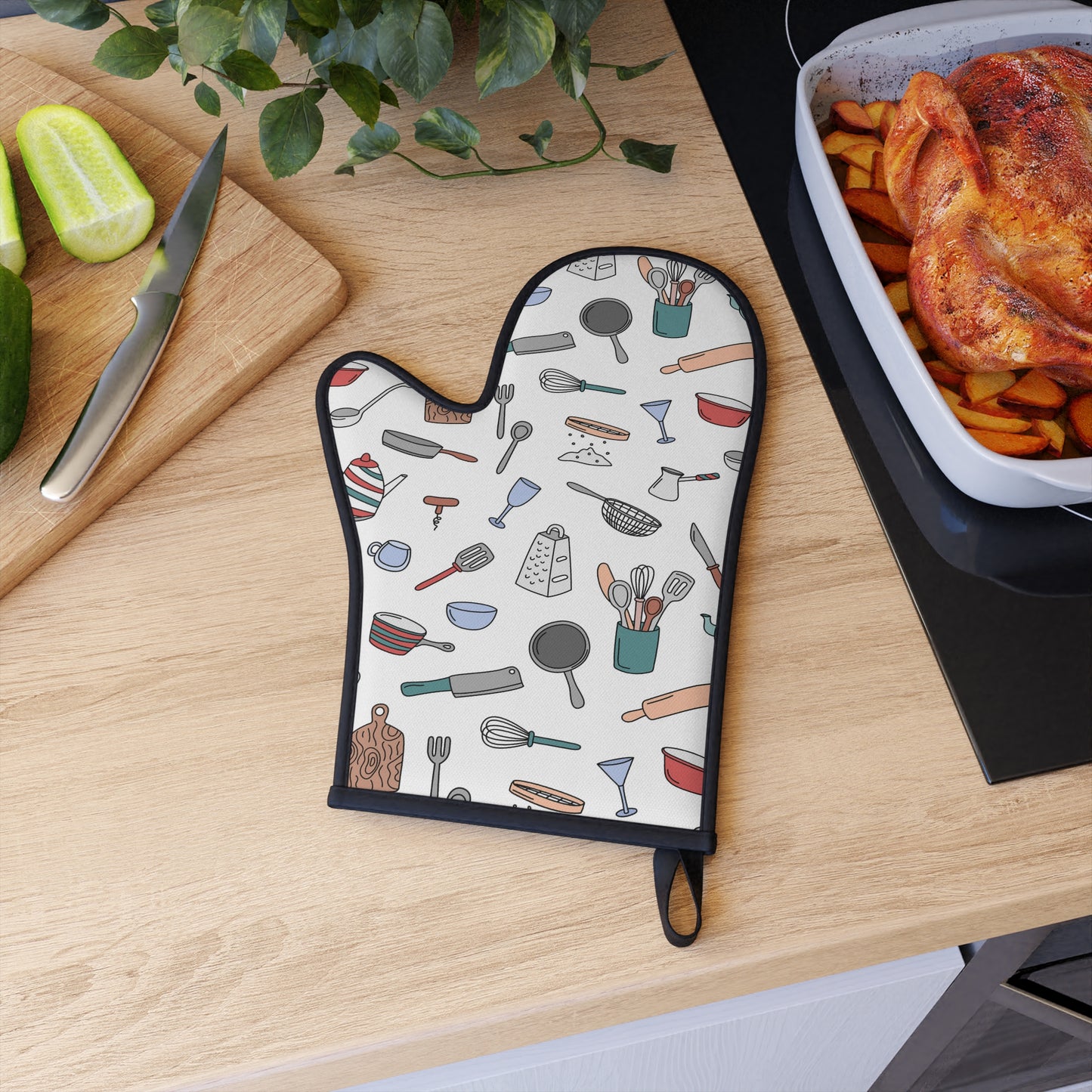 Oven Glove with Kitchen Accessories Pattern